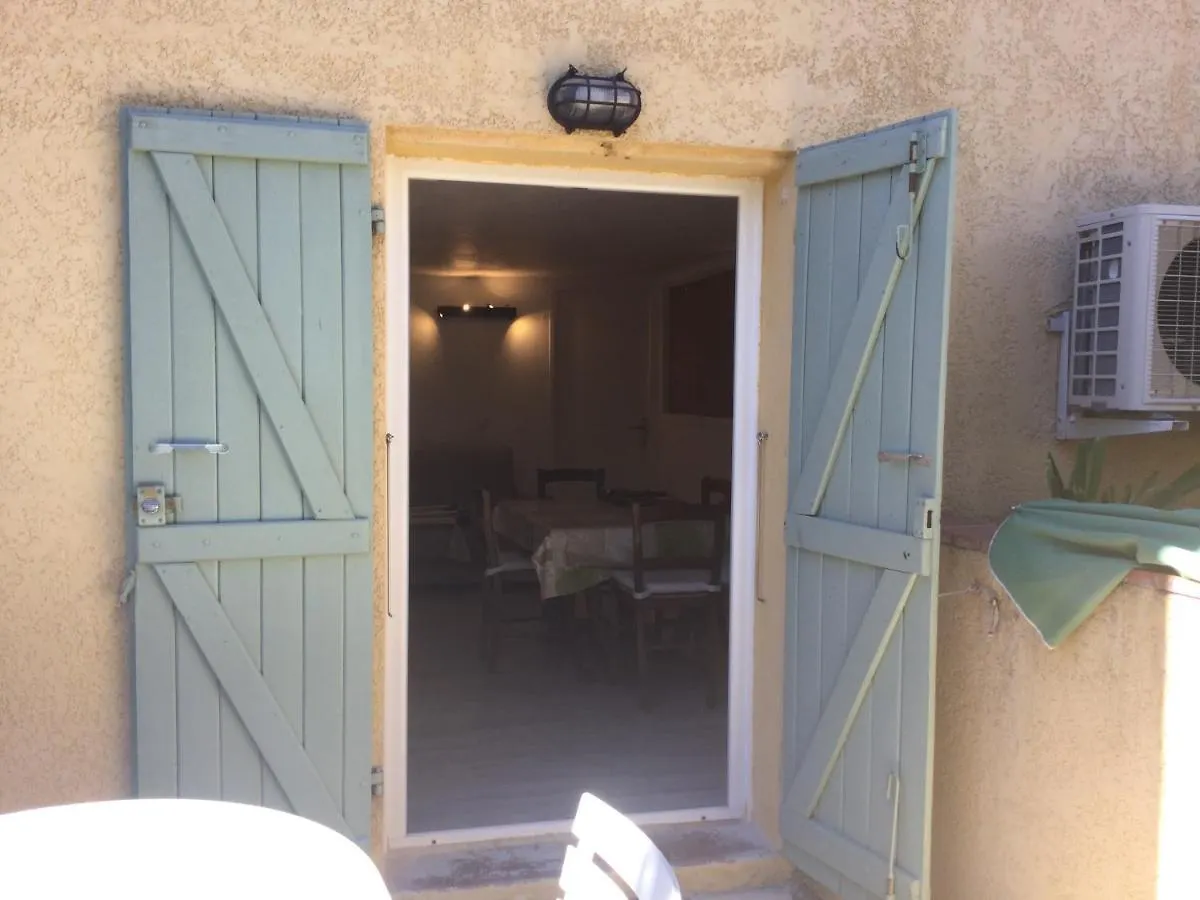 Villa Macoran 2 étoiles Saint Aygulf France